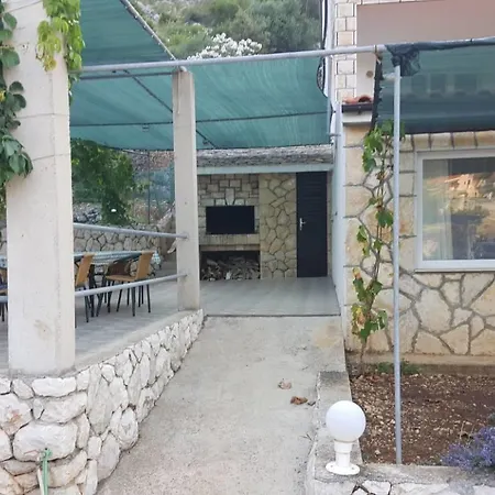 Apartamento Uvala Prapratna 5704b Jelsa (Hvar)